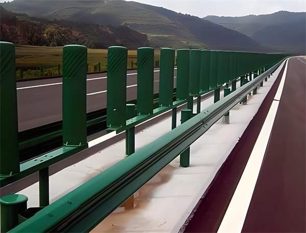 福建三波护栏板在高速公路的应用